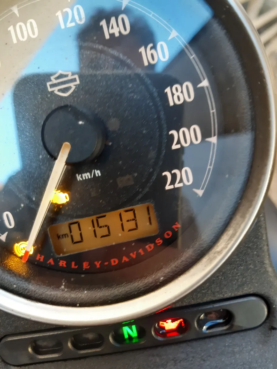 Harley Davidson 883 baixa kilometragem