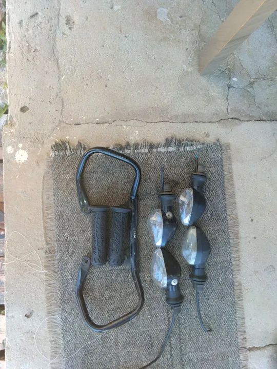 Manoplas e Faróis para Moto - Foto 2