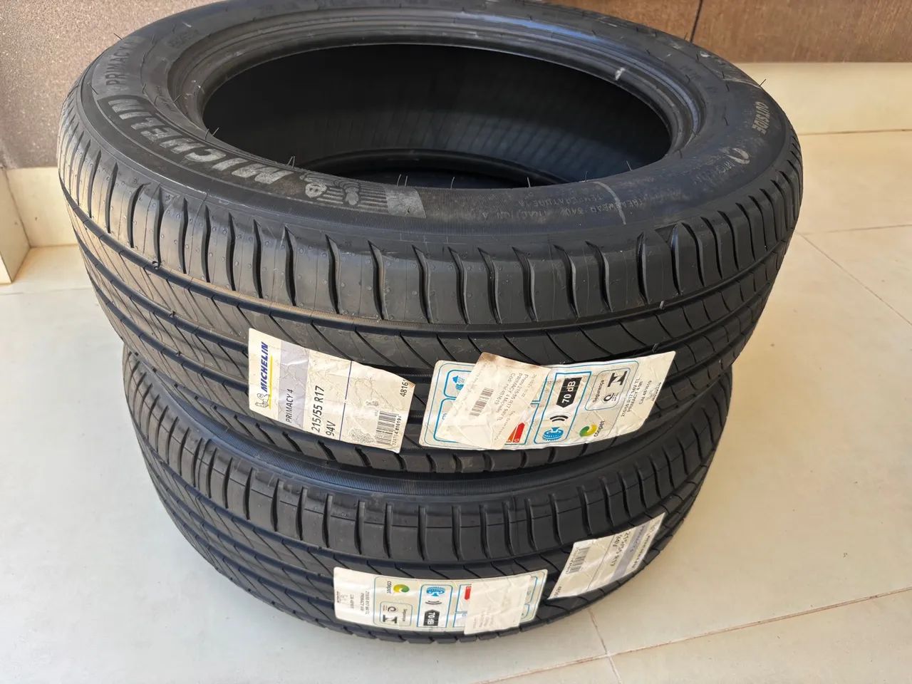 Kit 2 Pneus Novos Originais Honda HRV - Foto 2