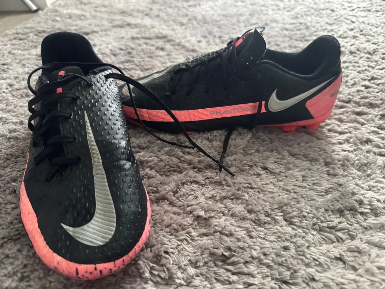 Chuteira Nike Campo - tamanho 35 - Foto 2