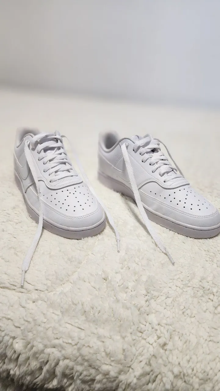 Tênis Nike Court Vision Branco - usado uma vez.