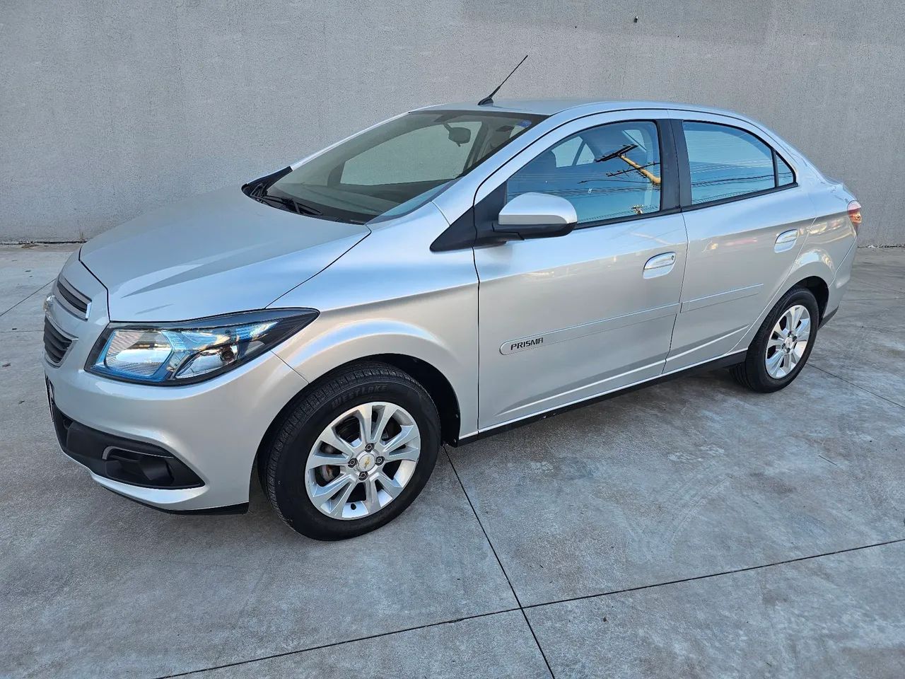 Prisma ltz 1.4 ano 14/15 completo todo revisado  