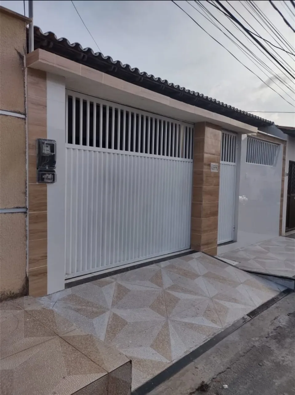 VENDE-SE OU ALUGA NO PARQUE AURORA COHATRAC, EM SÃO LUÍS, UMA GRANDE CASA  R$3.000,00