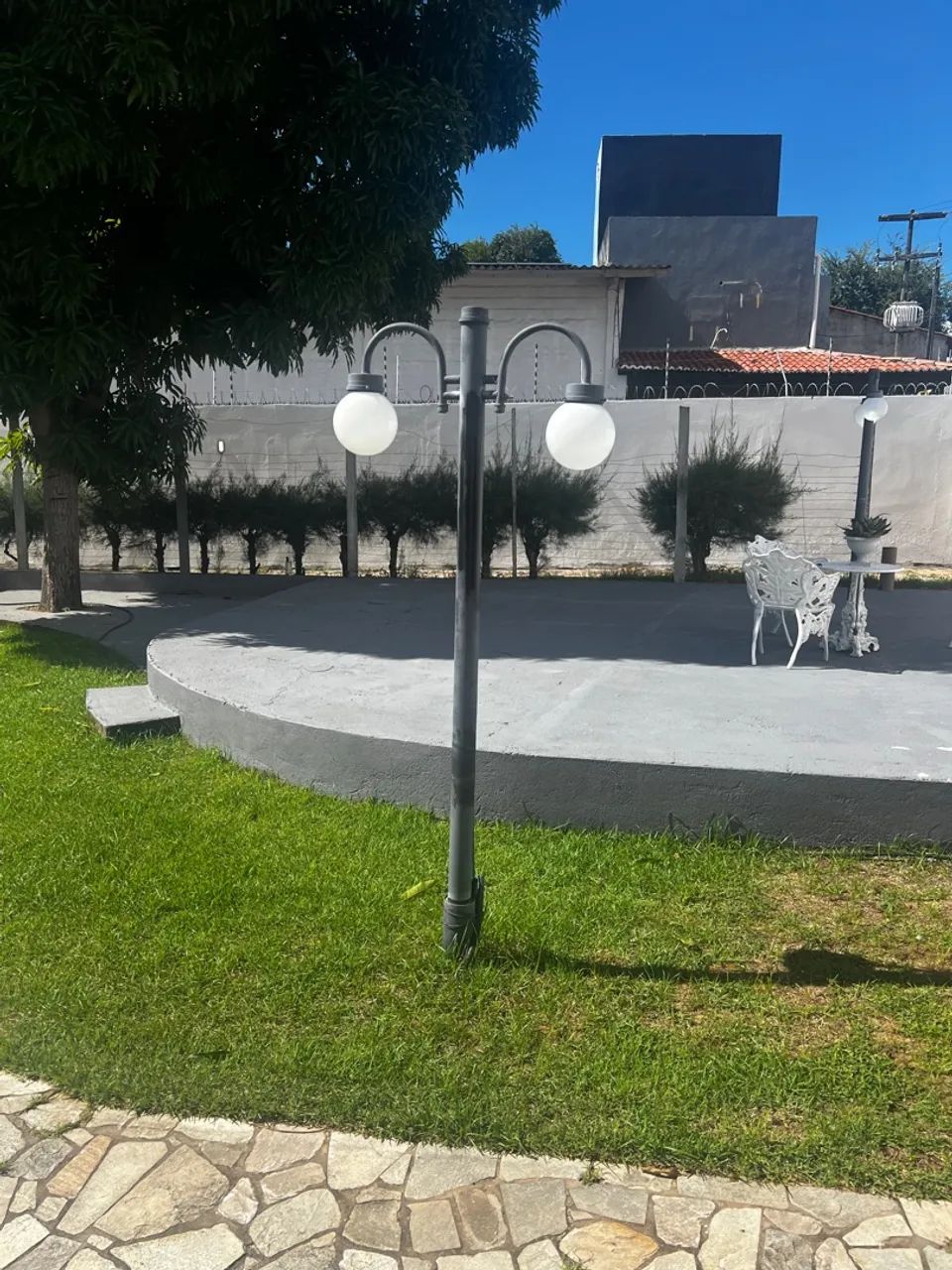  Aluga-se kitnet mobiliada em Ponta Negra