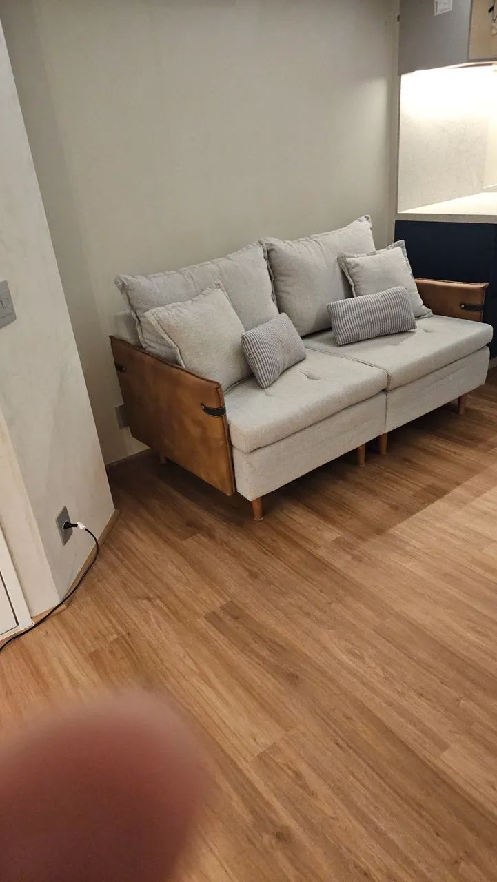 Sofá 3 lugares confortável e moderno - Foto 2
