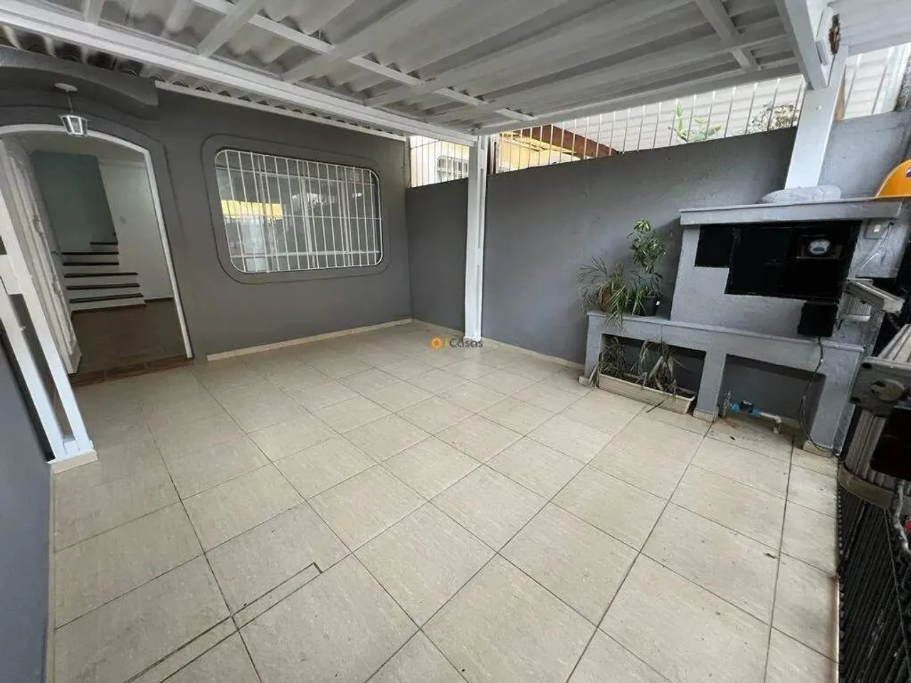 Casa Geminada Reformada Pronta para Morar!