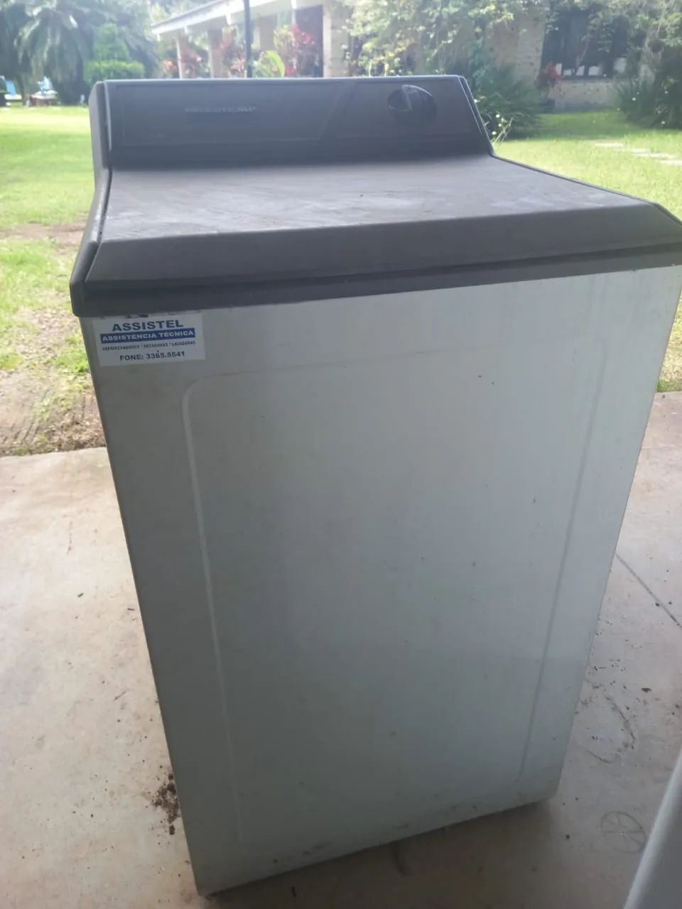 Máquina de lavar roupas 