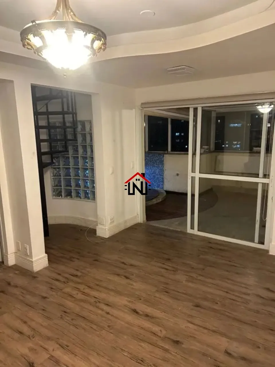 Apartamento para locação no Ipiranga, São Paulo-SP: 3 quartos, 3 suítes, 4 banheiros e 2 v