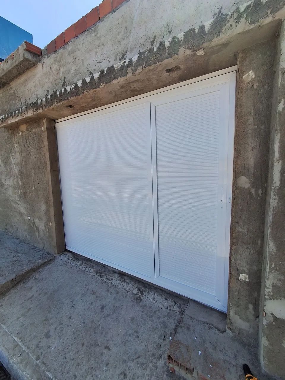 Portão e janelas alumínio 64850233835010122