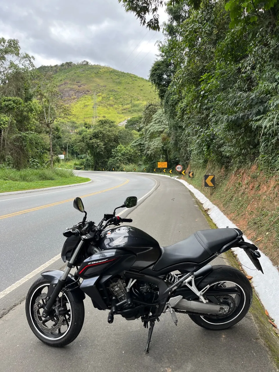 Cb650f 2015 conservada