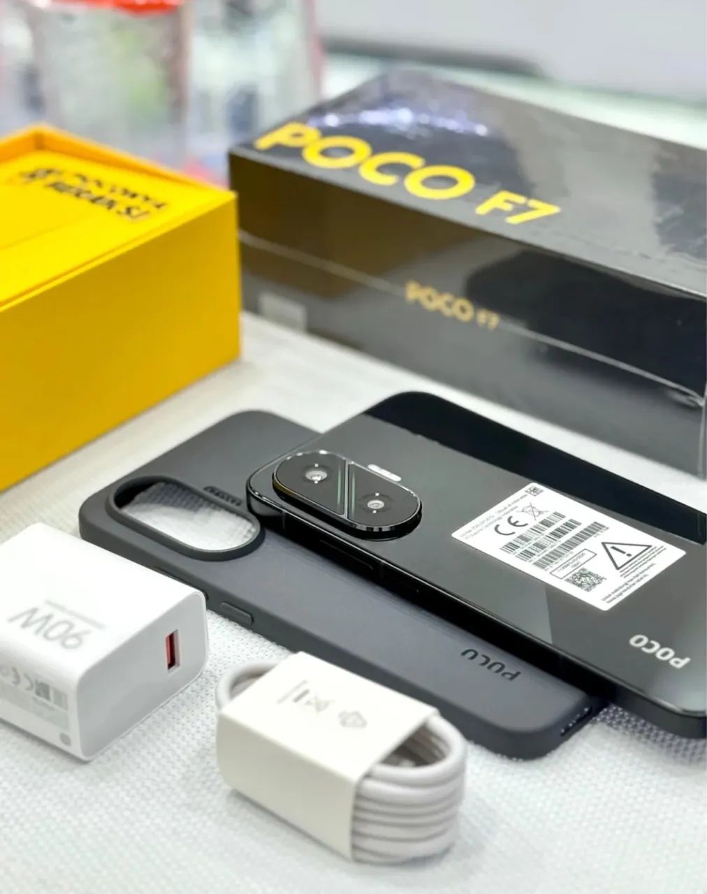 POCO F7-  512gb LACRADO   - Foto 2