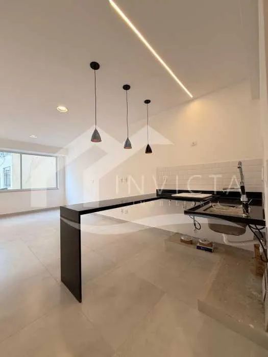 EXCELENTE QUARTO E SALA NO CORAÇÃO DE COPACABANA - Foto 3