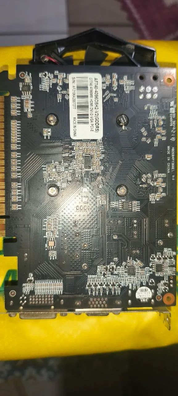 VENDO PLACA DE VÍDEO AFOX GEFORCE GT 740  4GB - Foto 3