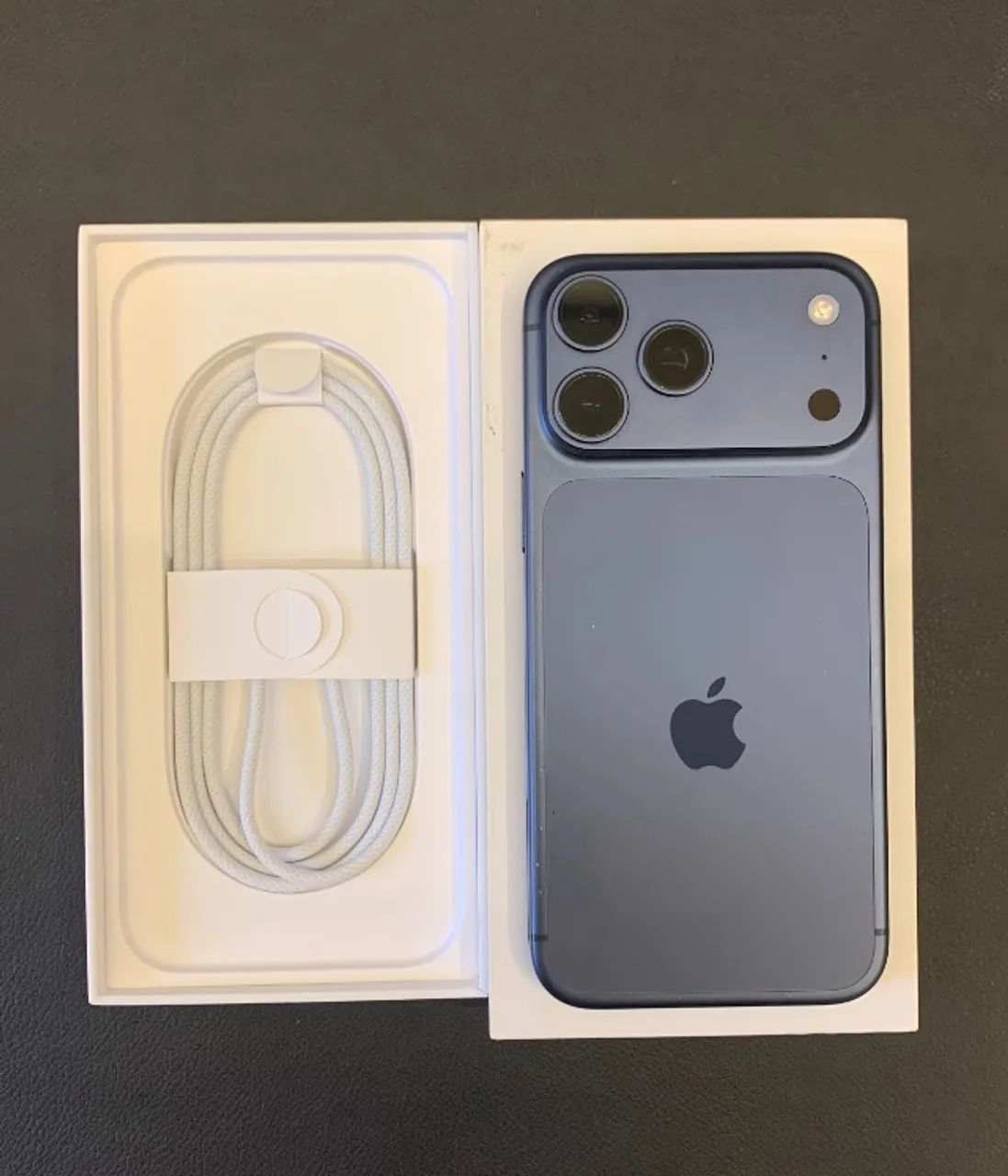 iPhone 17 Pro Max 256GB - Garantia Apple Março/27 
