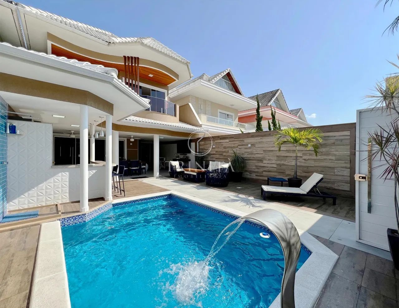 GREEN PLACE: CASA DUPLEX REFORMADA E MODERNIZADA, COM 4 QUARTOS. - Foto 4