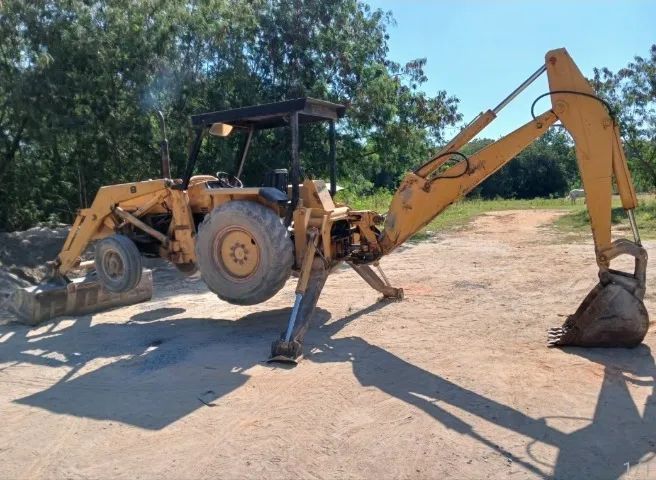 Retoescavadeira  - Foto 5