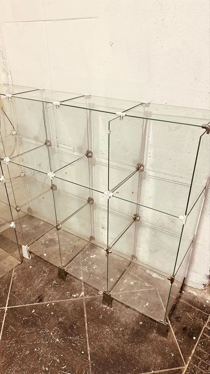 Vendo 2 balcões  de vidros - Foto 2