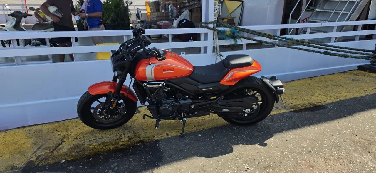 Moto Shineray 600