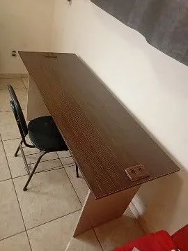 mesa escrivaninha