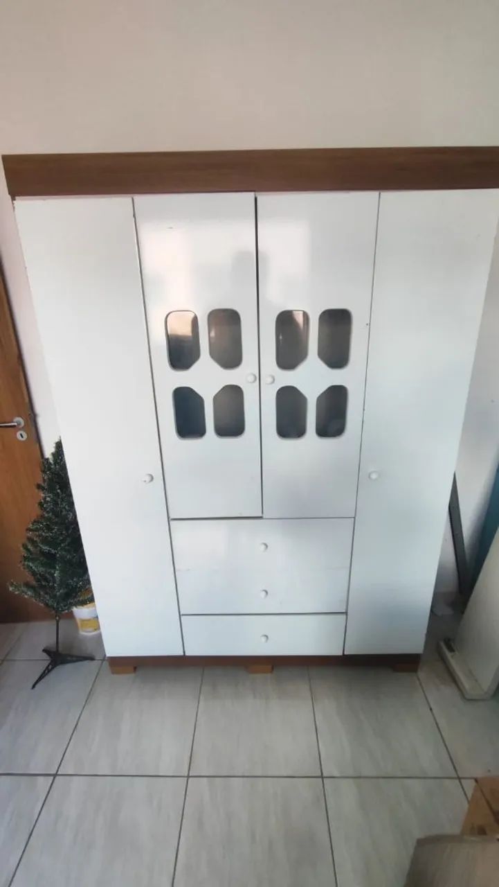 Guarda roupa + cômoda  - Foto 2