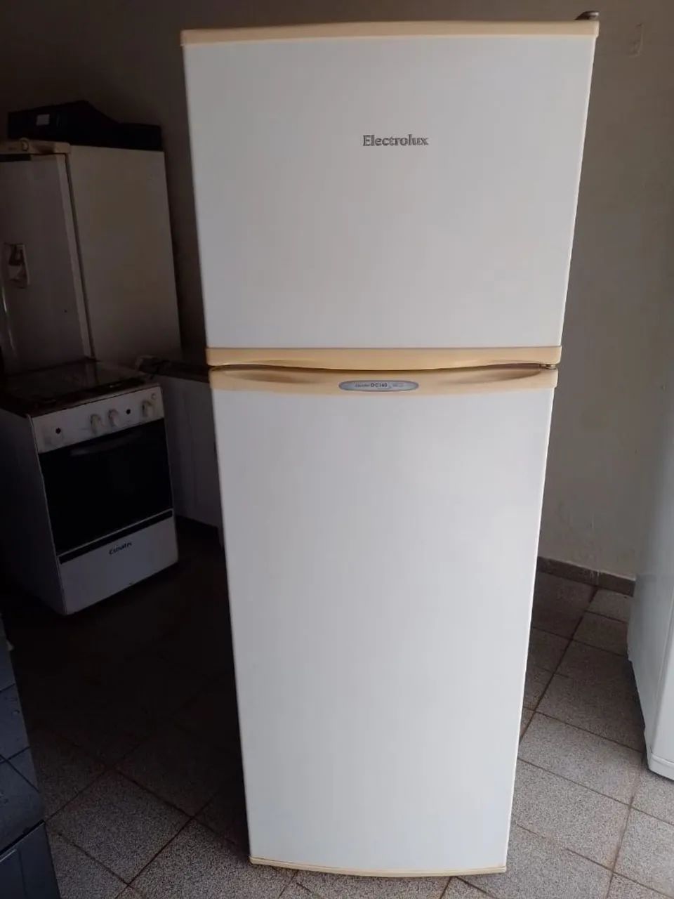 Geladeira Electrolux 360 litros Duplex funcionando perfeitamente 