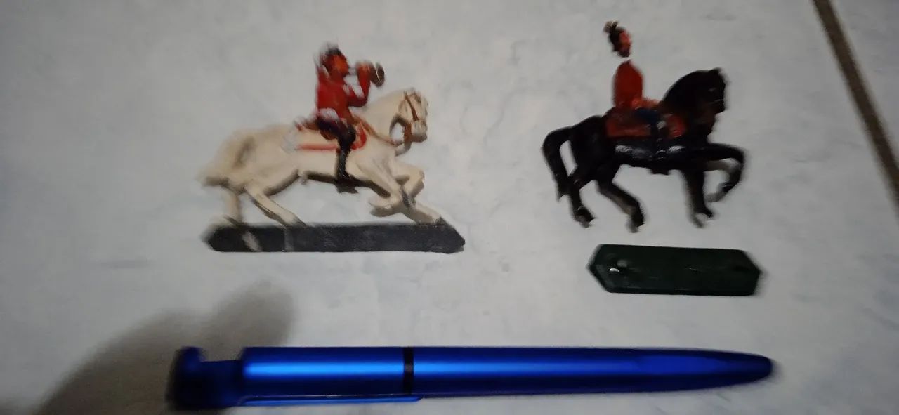 2 soldadinhos de chumbo cavalariços - Foto 2