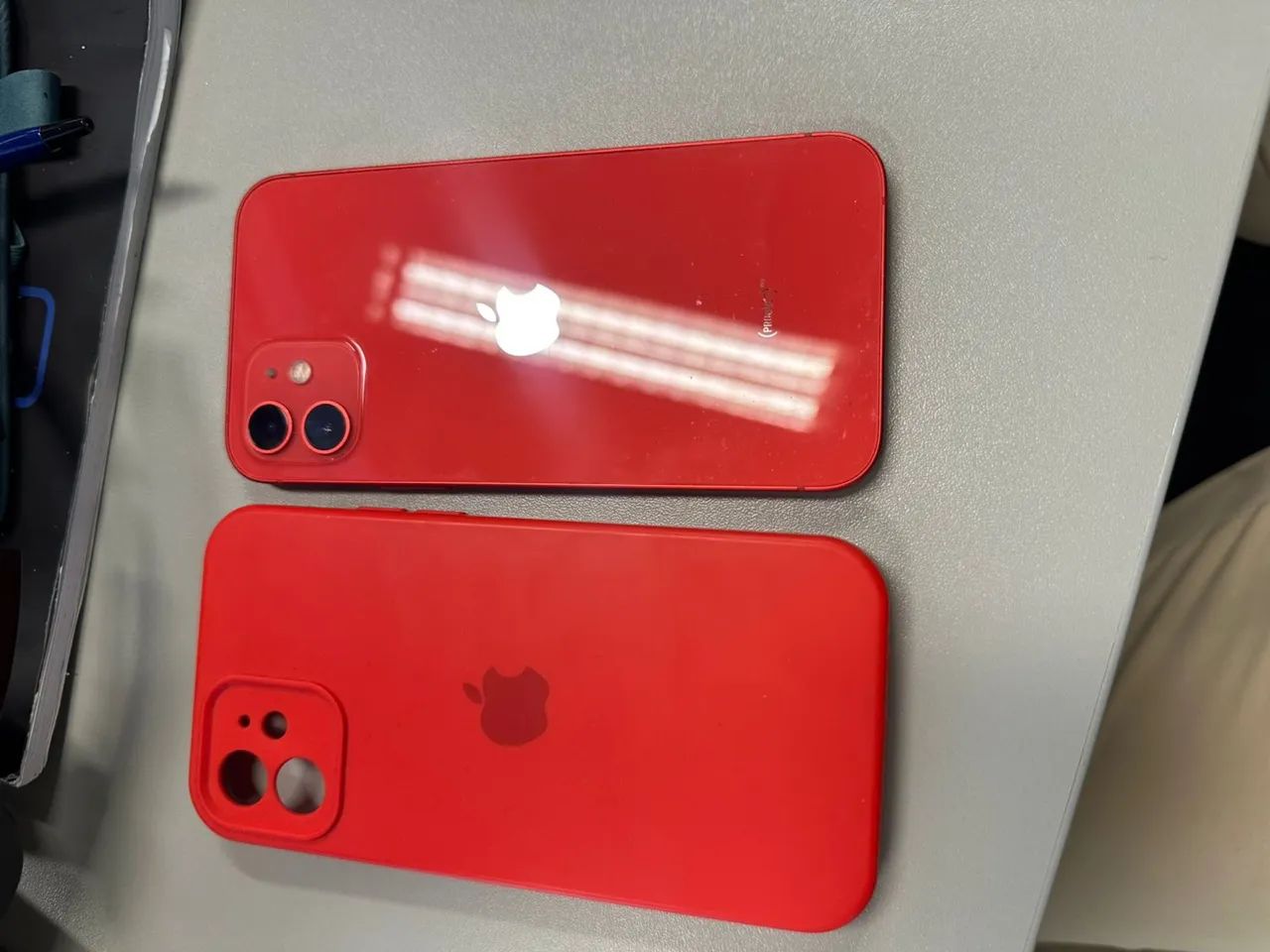iPhone 12 (PRODUCT(RED)) 本体のみ Apple iPhone 12 (128 GB) - (PRODUCT)RED | MercadoLivre