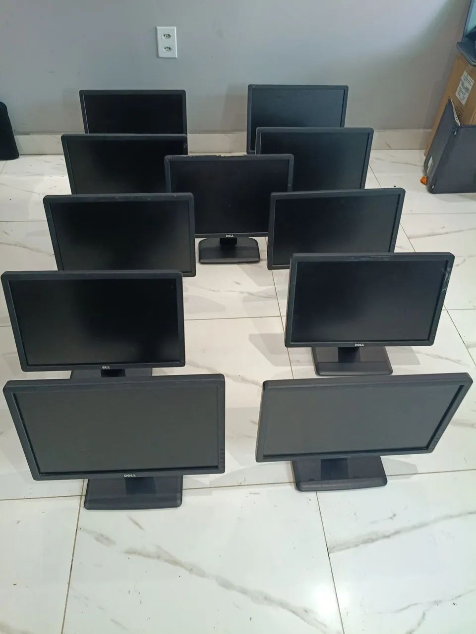 Vendo monitor Dell 19 polegadas conservado