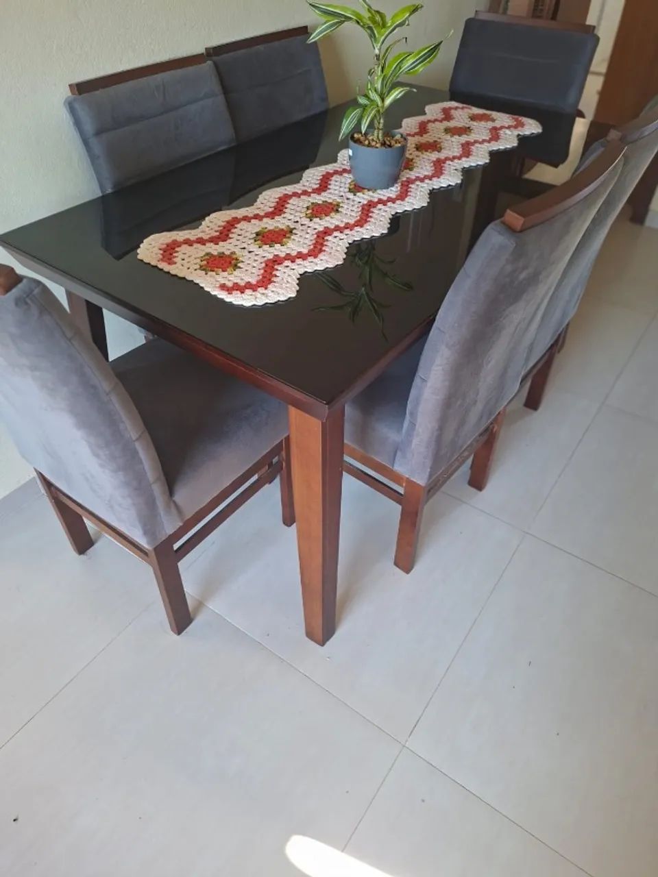Mesa de jantar com 6 cadeiras  - Foto 2