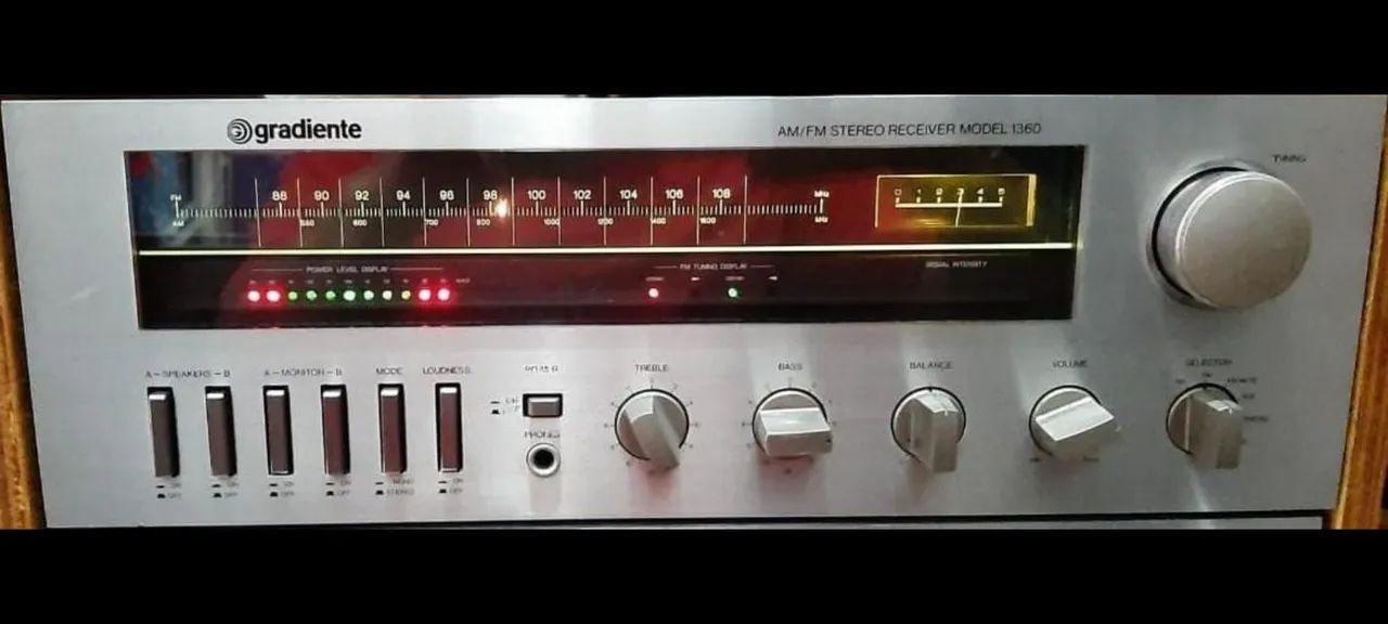 Receiver Gradiente modelo 1360 usado em óti