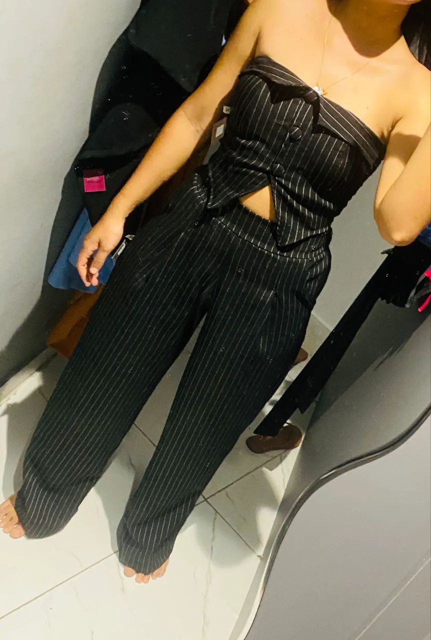 Conjunto em alfaiataria risca de giz 