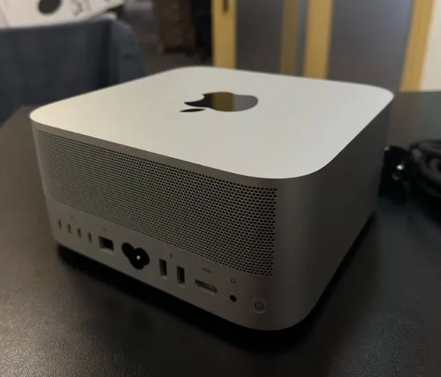 Mac Studio (2022) - Apple M1 Max | 32 GB RAM | 512 GB SSD
