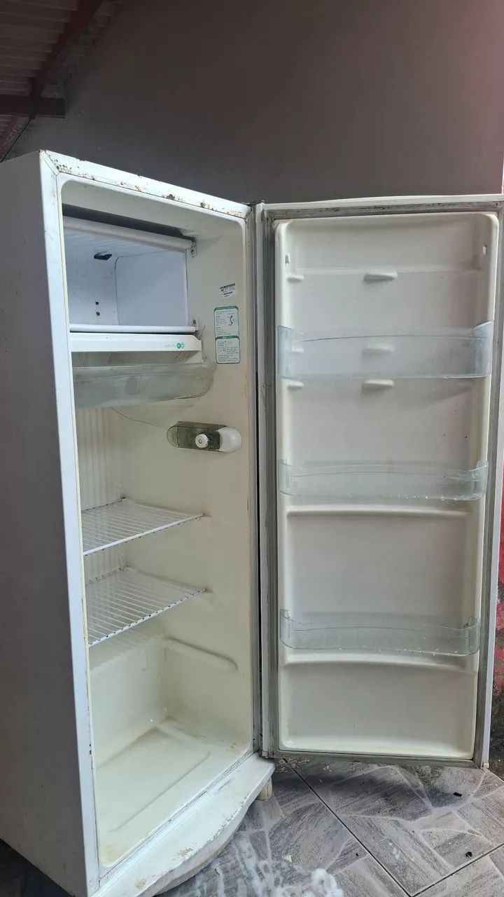 VENDO GELADEIRA CONSUL