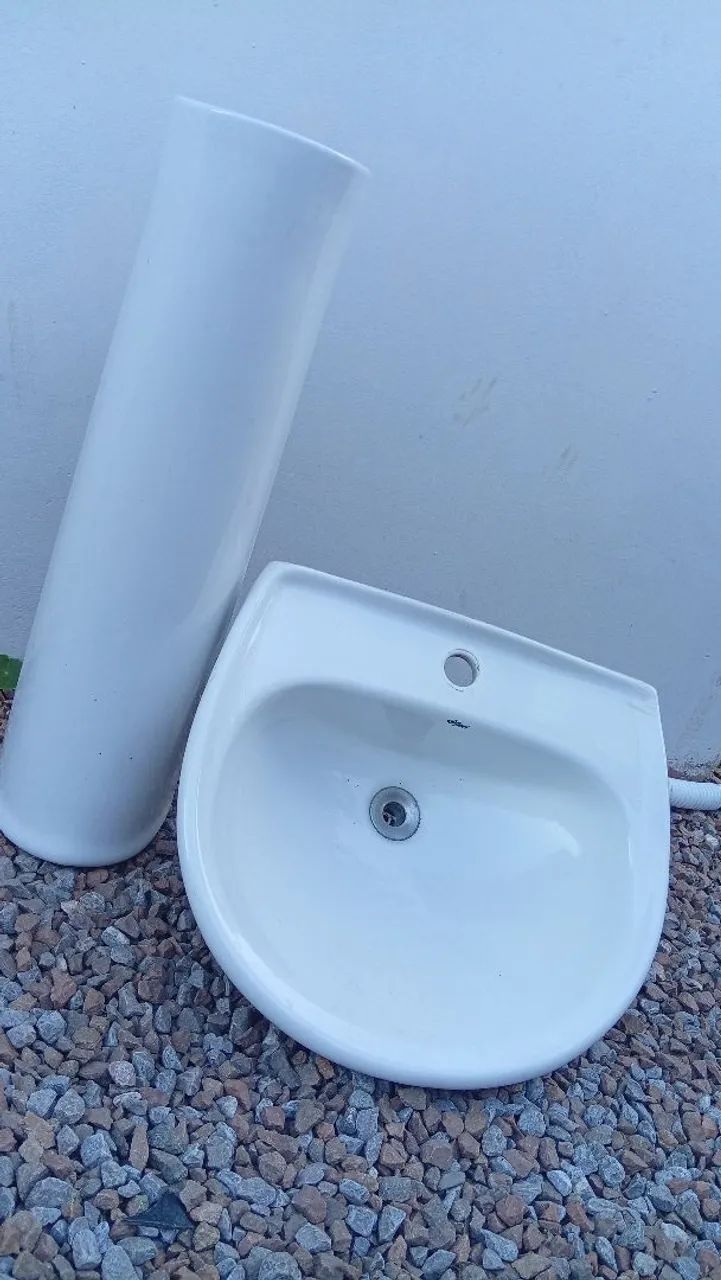 Estou vendendo essa pia de banheiro 