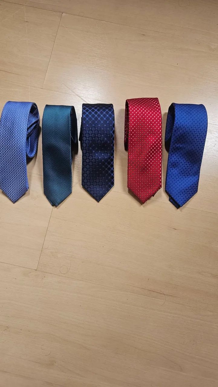 5 Gravatas 