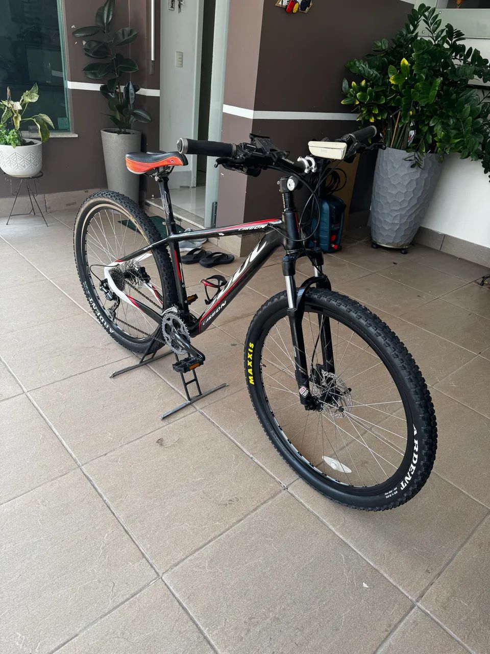 Bicicleta aro 29 Carbon - Foto 3