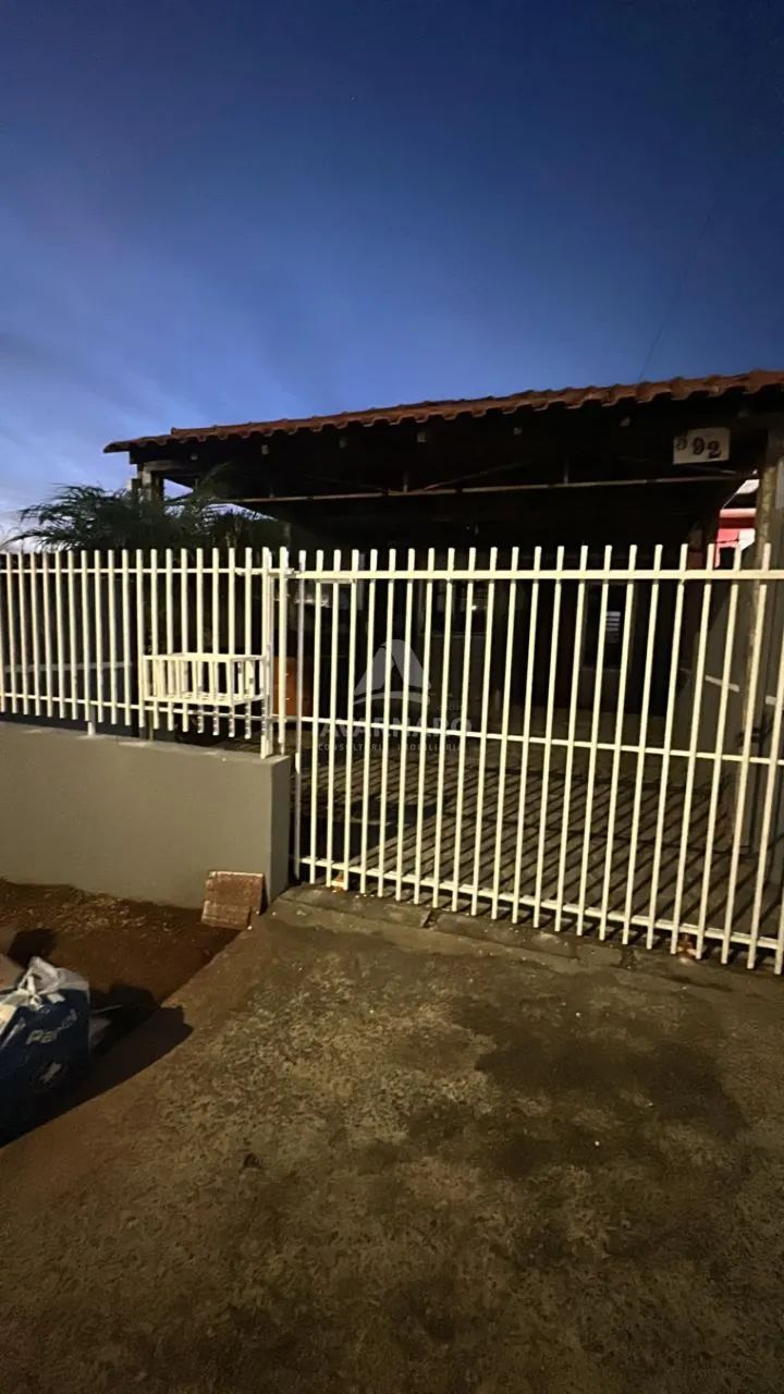 Casa Padrão em Ponta Grossa - Foto 2