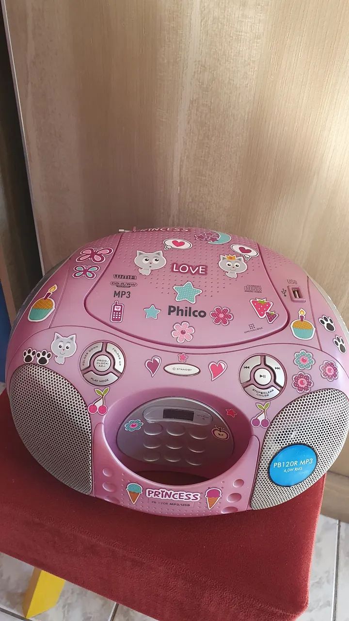 Rádio toca cd COM DEFEITO 
