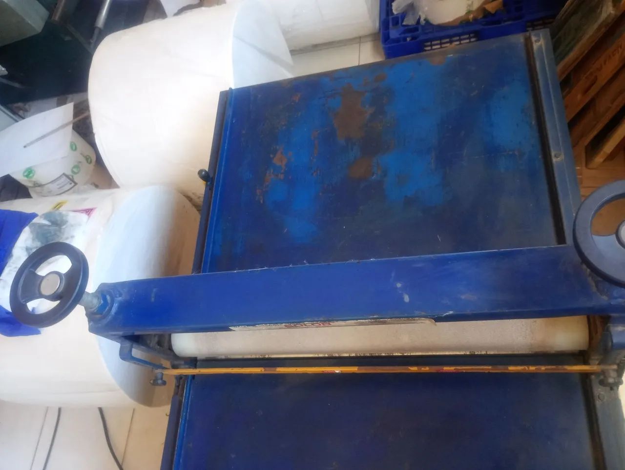 Máquina de fabricação de caixas de Papelão (Pizza,embalagens em geral Corte e vinco ) - Foto 4