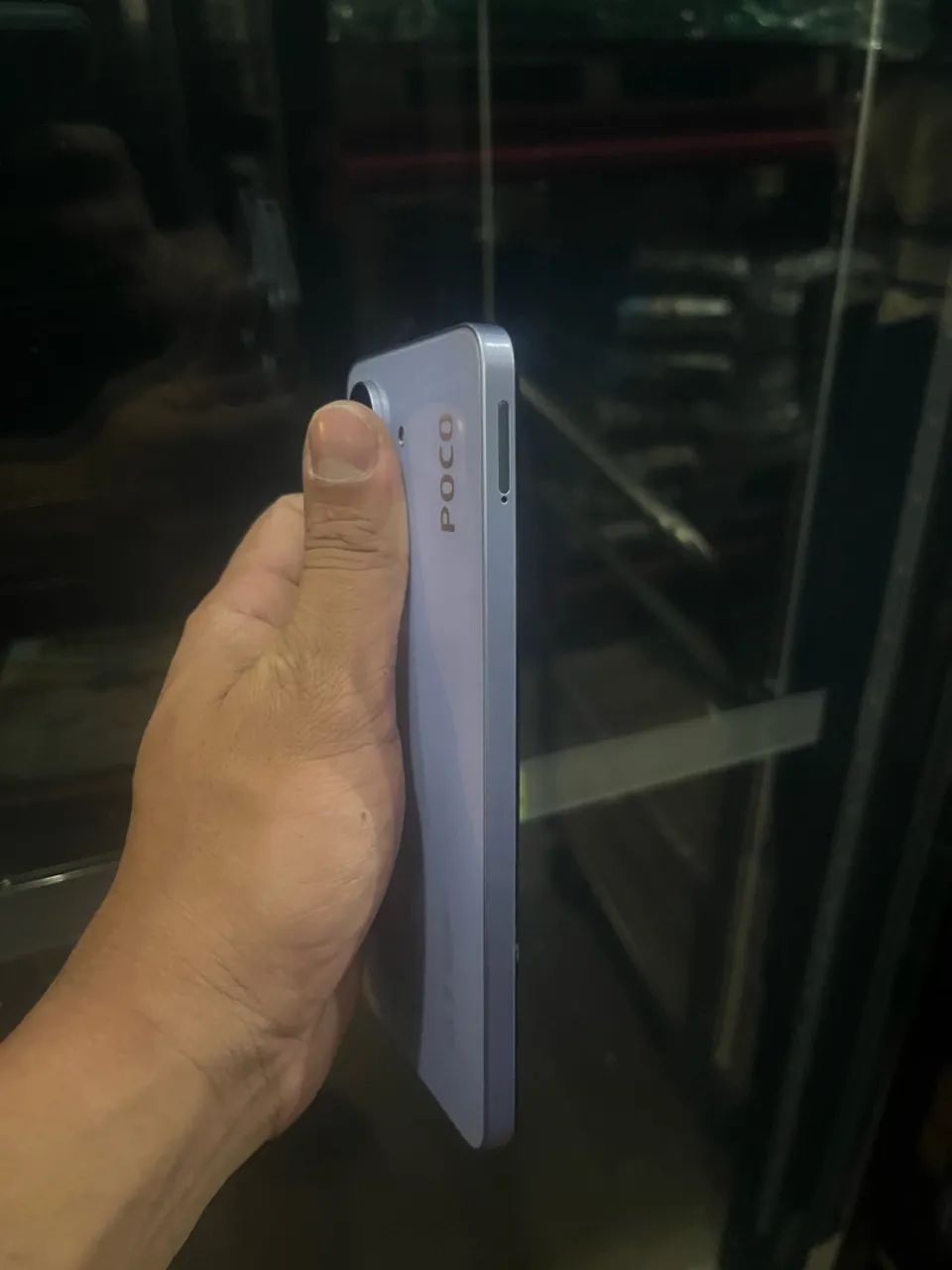 Poco c65 semi novo ótimo estado  - Foto 4