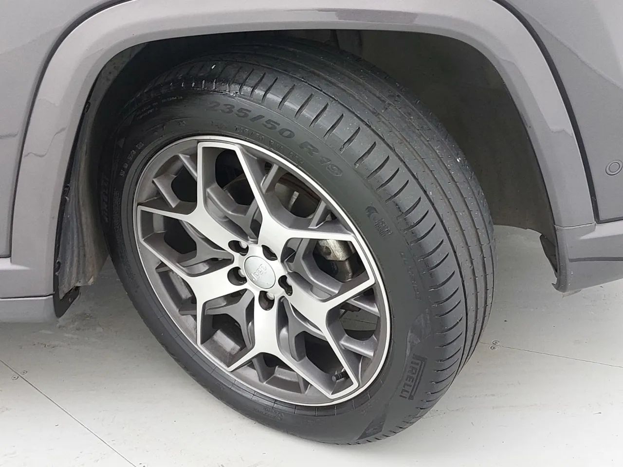 Jeep Commander Overland T270 1.3 TB Flex Aut., foto 13 de 18