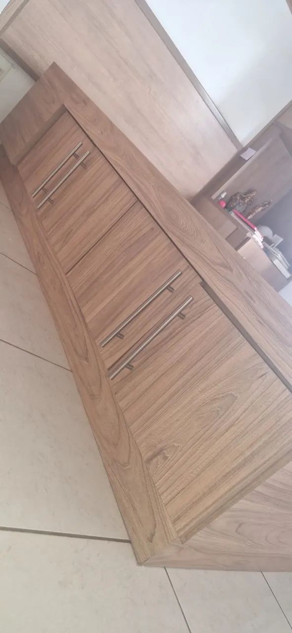 Cama de solteiro com compartimento com portas - Confeccionada em Marcenaria - Foto 4