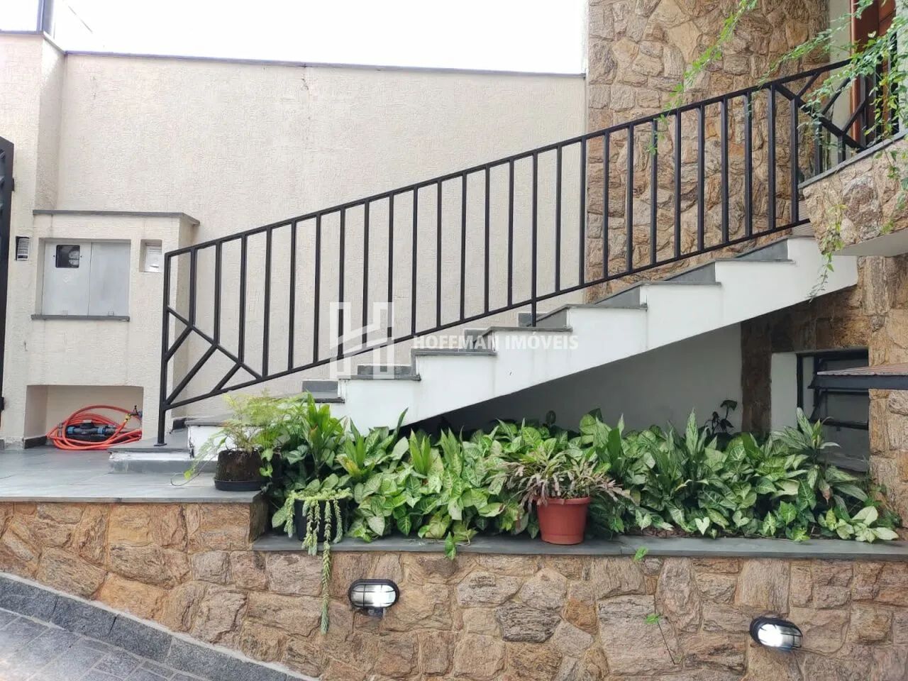 Sobrado com 3 dormitórios à Venda, 257 m² - Santa Maria. - Foto 3