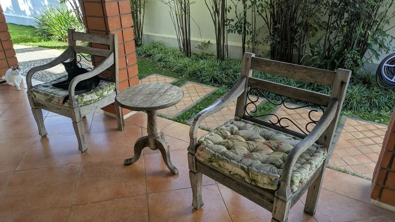 Poltronas e mesinha Madeira maciça para área externa - Foto 2