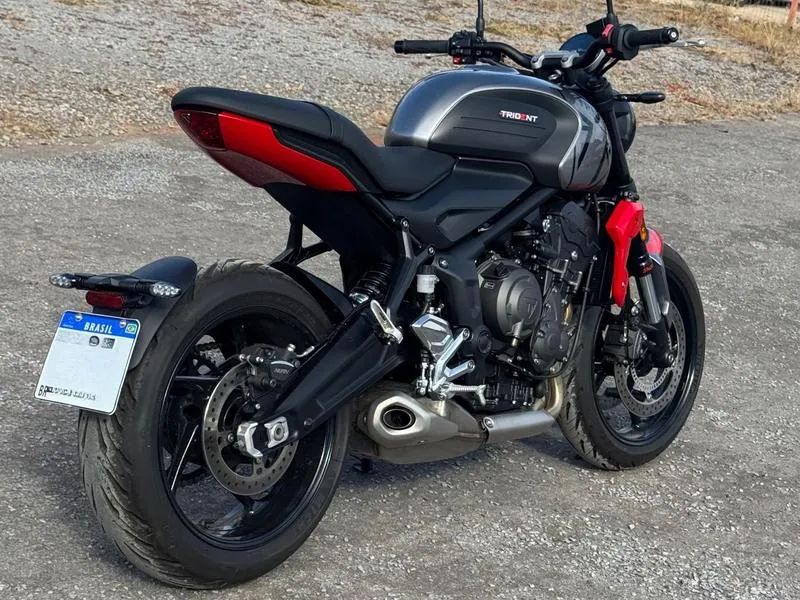 TRIUMPH TRIDENT 2024 - Foto 3