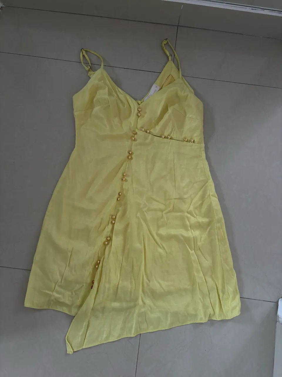 Vestido curto amarelo - Foto 2