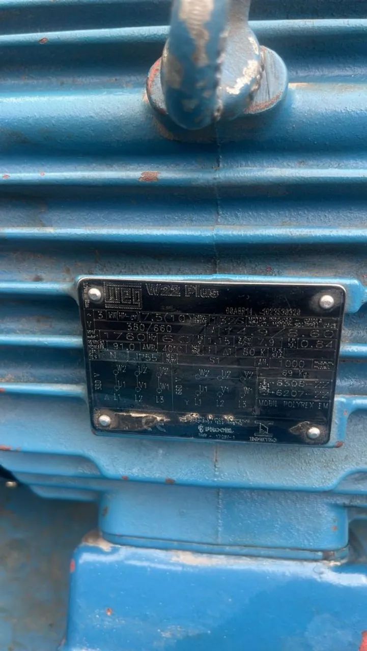 Motor Trifásico Weg 10 CV  W22 plus 7,5W 220/380/440V