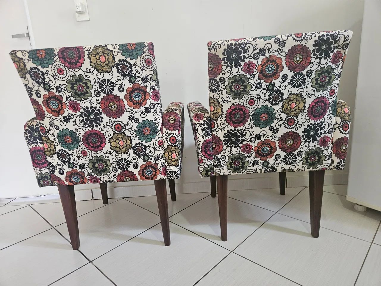 Poltronas em tecido estampado (par) - Foto 2