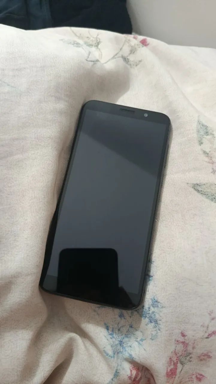 Celular MotoE6 Play semi novo 