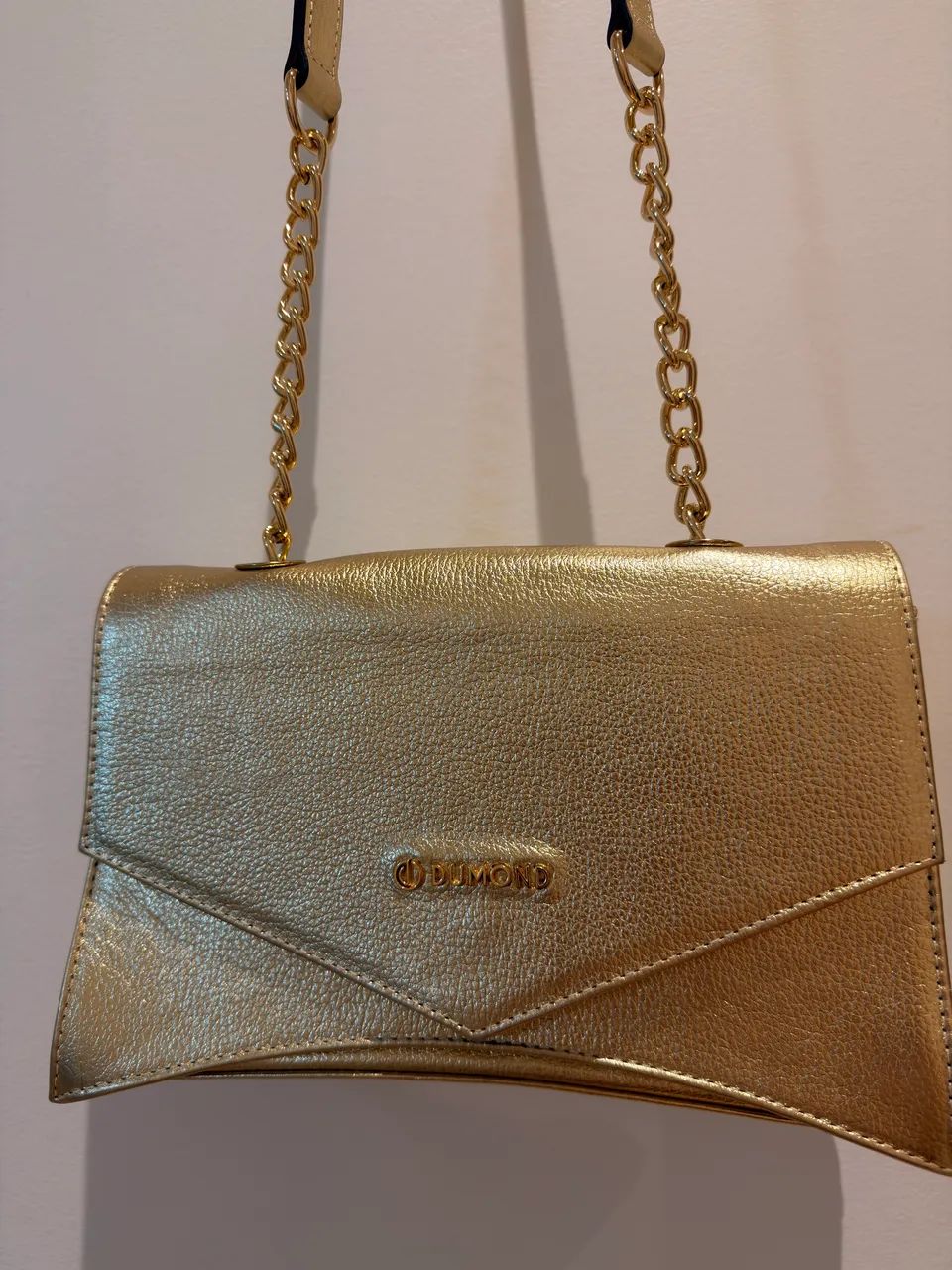 Bolsa Dumond Dourada Pouco usada 